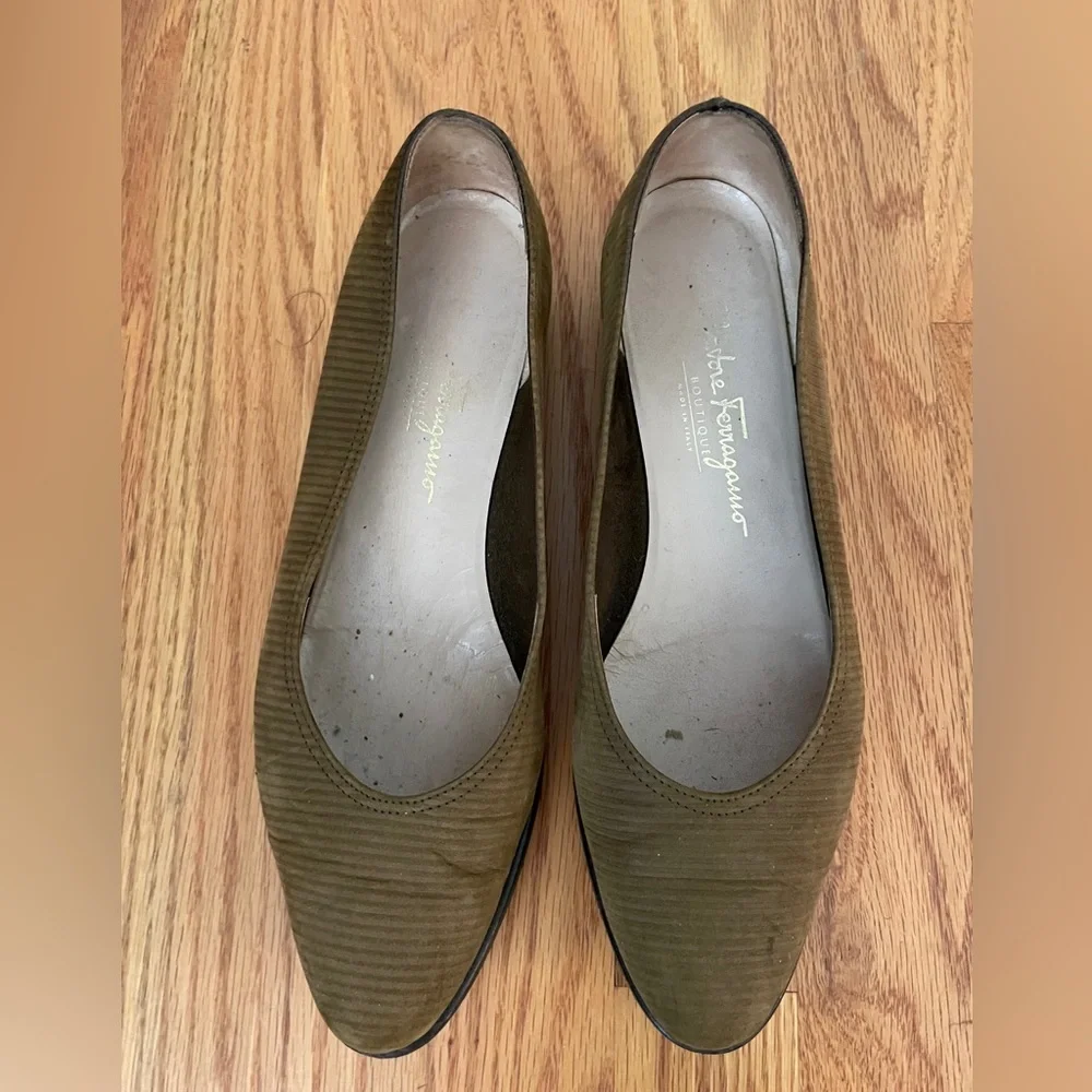 Salvatore Ferragamo Vintage Slip-ons 9.5 Brown Suede
